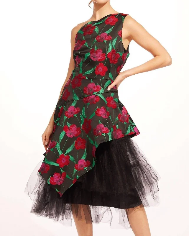 Formal Attire For Women Basque Dress In Roses And Thorns