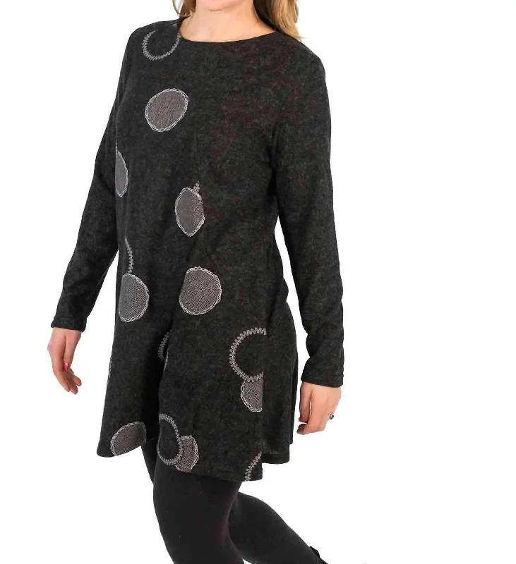 Women's Activewear Apparel Crew Neck A-Line Dress In Charcoal/white