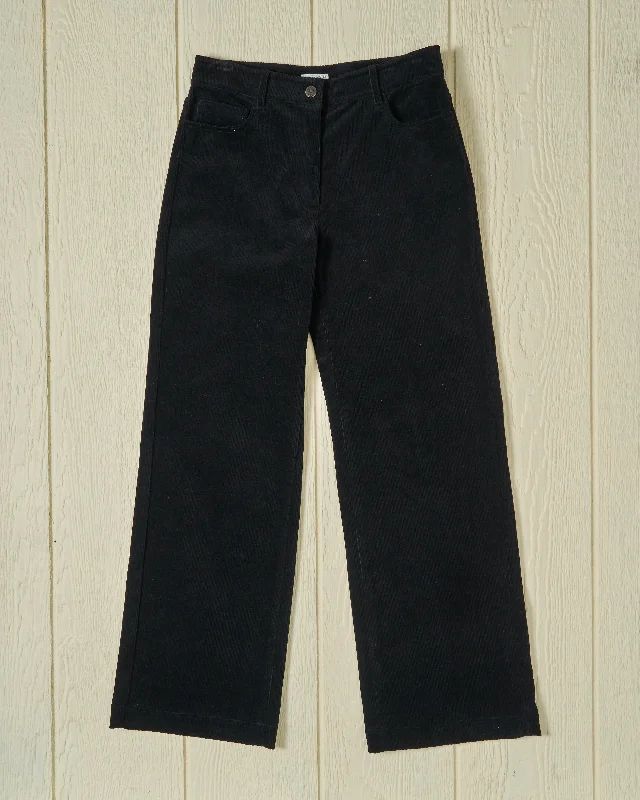 Modern Women's Apparel Women's Five Pocket Pant in Black Corduroy