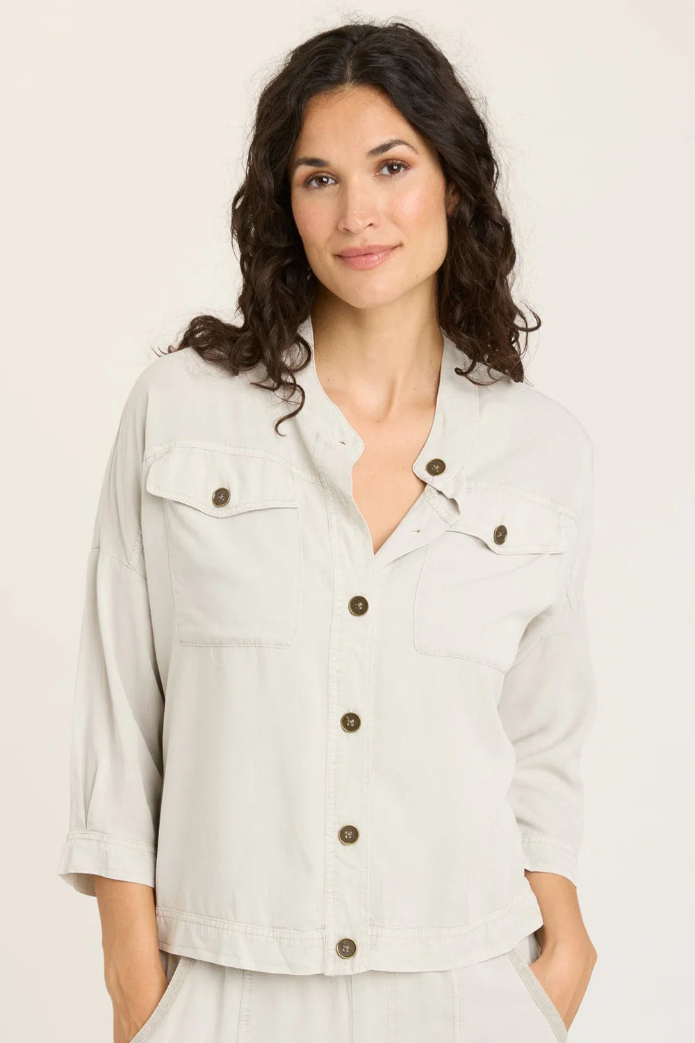 Sophisticated Women's Fashion Twill Colbert Jacket - Whitecap Pigment