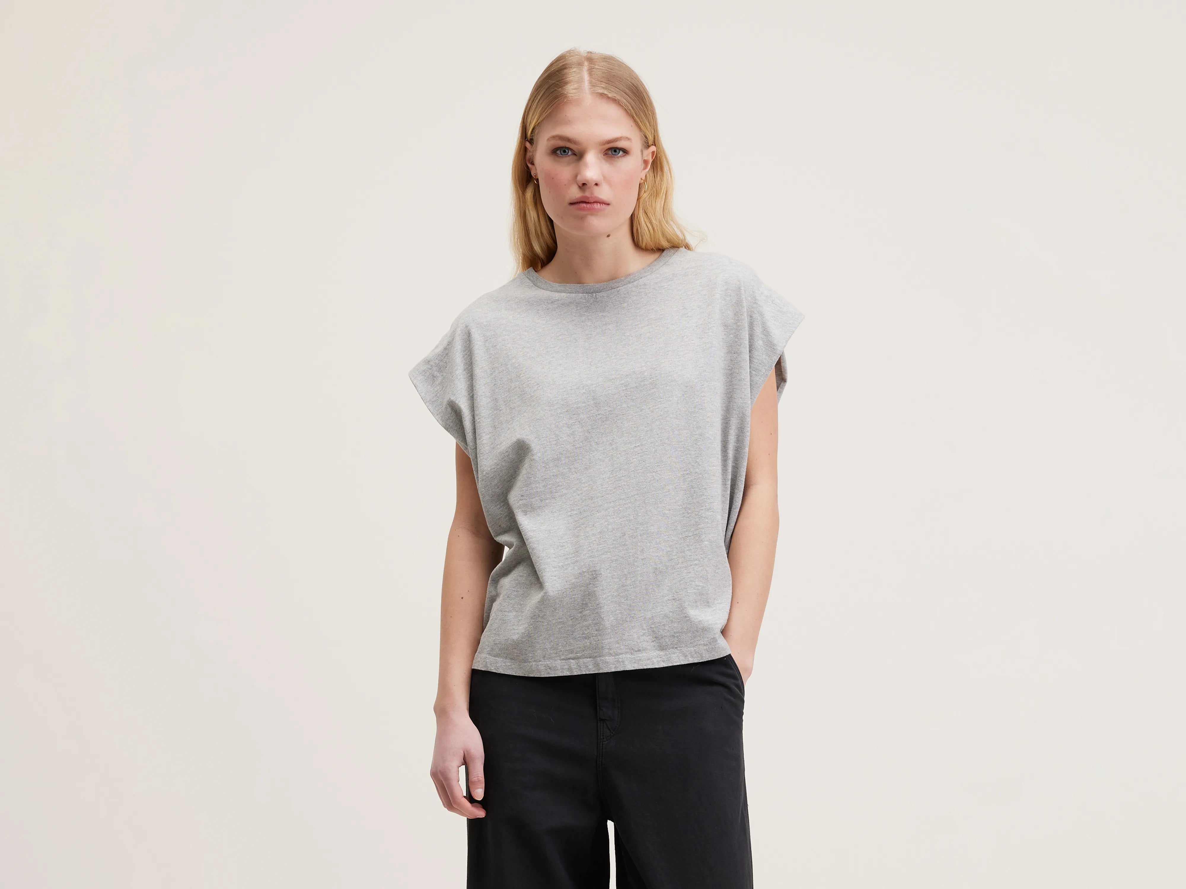 Women's Work Outfit For The Office Vice crew-neck t-shirt (242 / W / H. GREY)