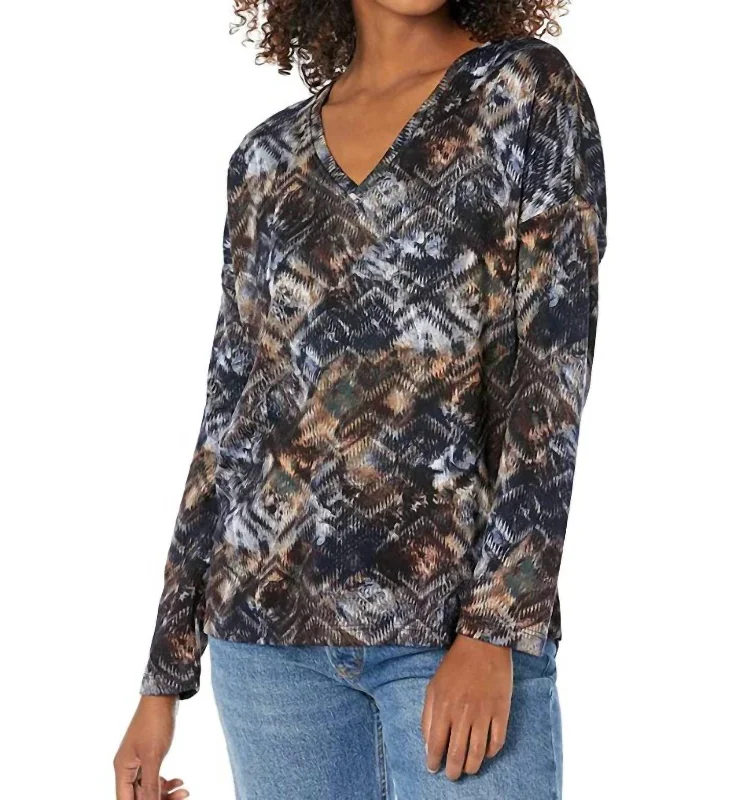 Women's Clothing Boutique Blurred Lines Knit Top In Black Multi