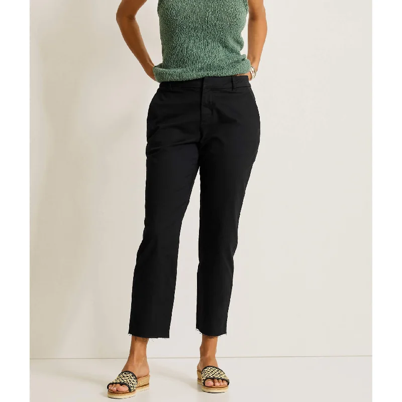 Women's Cozy Outfit For Lounging Tommy Bahama Women's Raw Edge Crop Chino Pants - Black