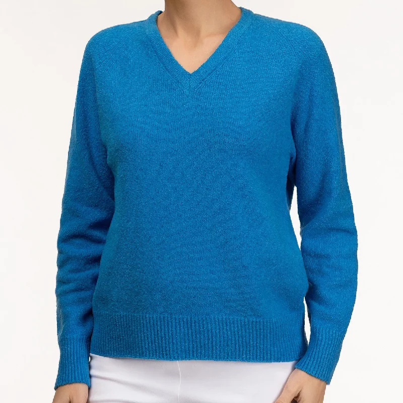 Women's Holiday Outfit V Neck Pullover in French Blue