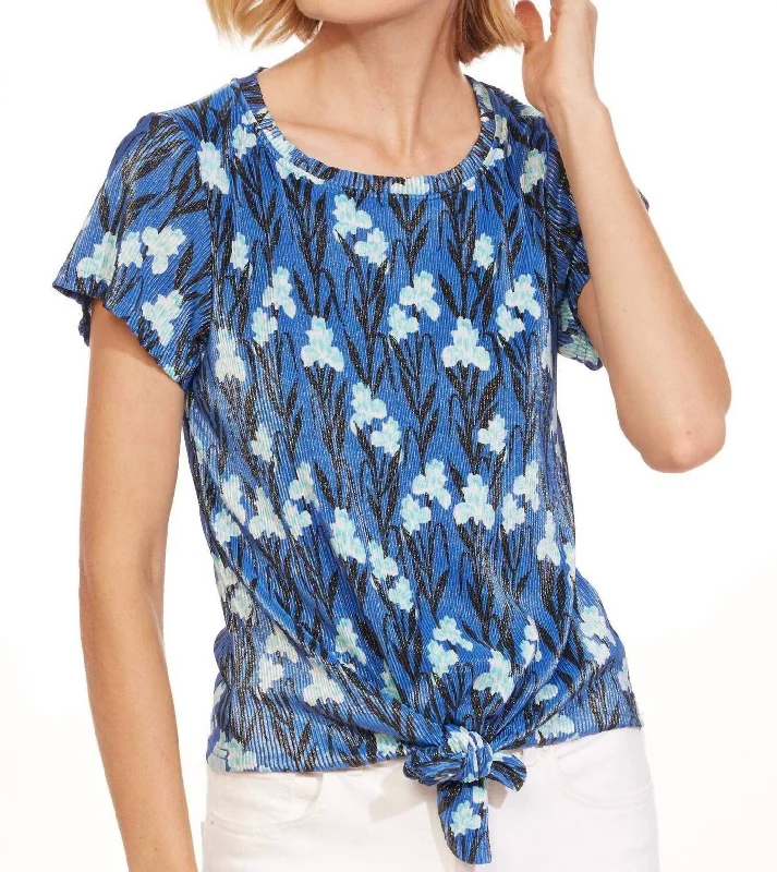 Women's Holiday Attire Griffin T-Shirt In Blue Iris