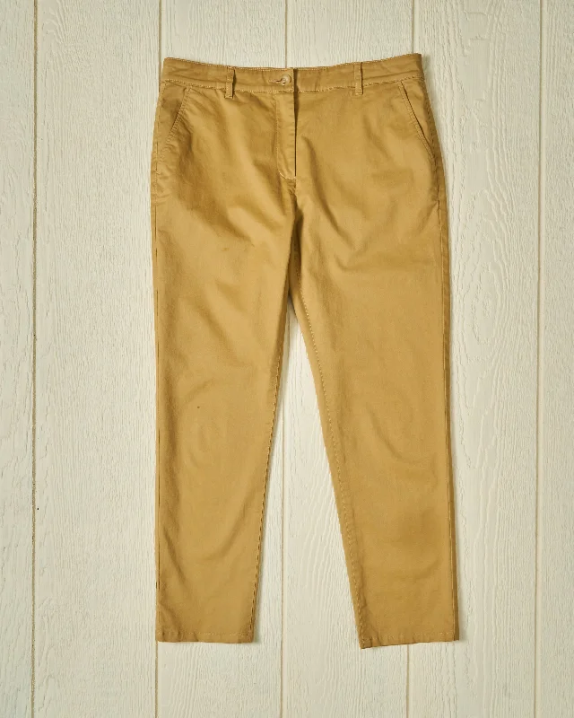 Vintage-Inspired Women's Apparel Women’s Narrow Leg Chino in Khaki