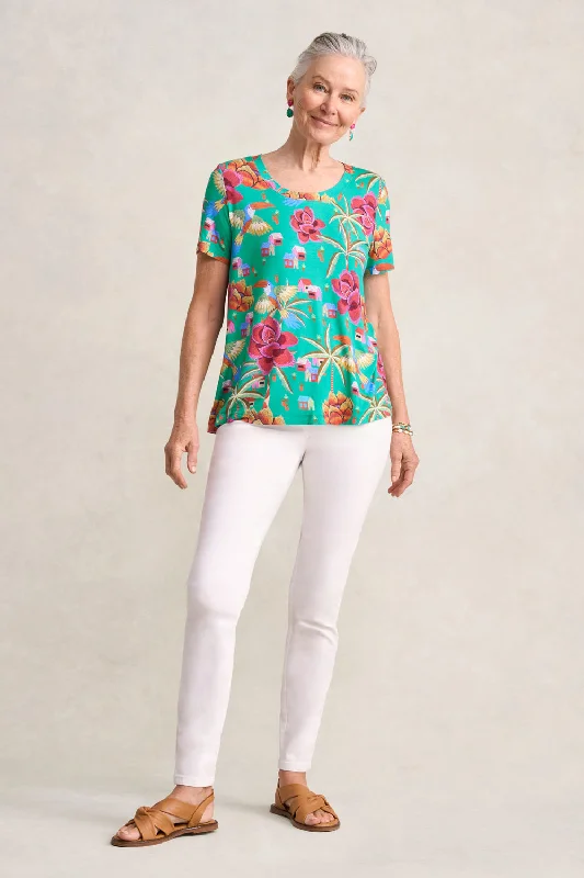 Modern Women's Apparel Printed T-Shirt - Toucan Print