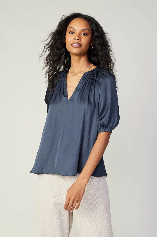 Best Online Boutiques For Women Gathered Neckline Blouse