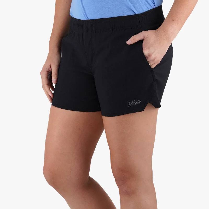 Sophisticated Style Women's Sirena Hybrid Tech Shorts